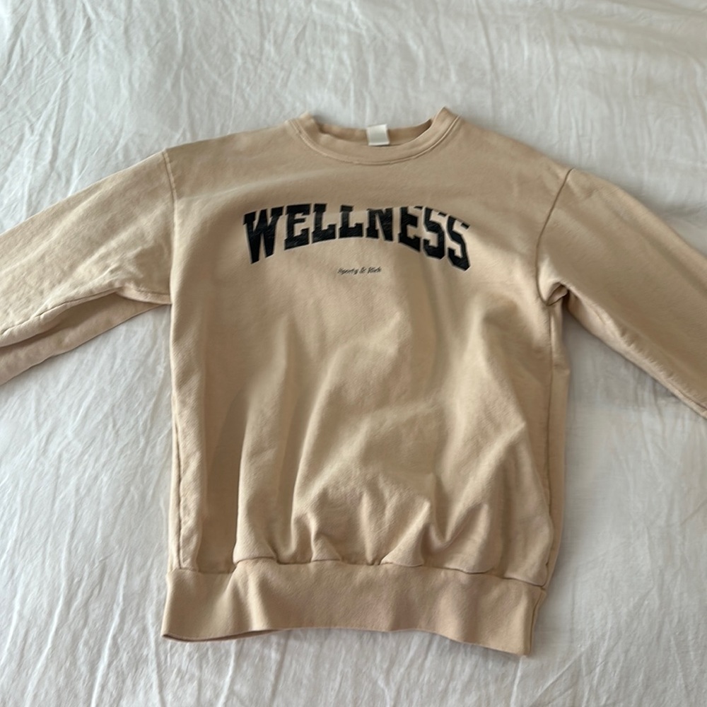 Sporty and rich crew neck